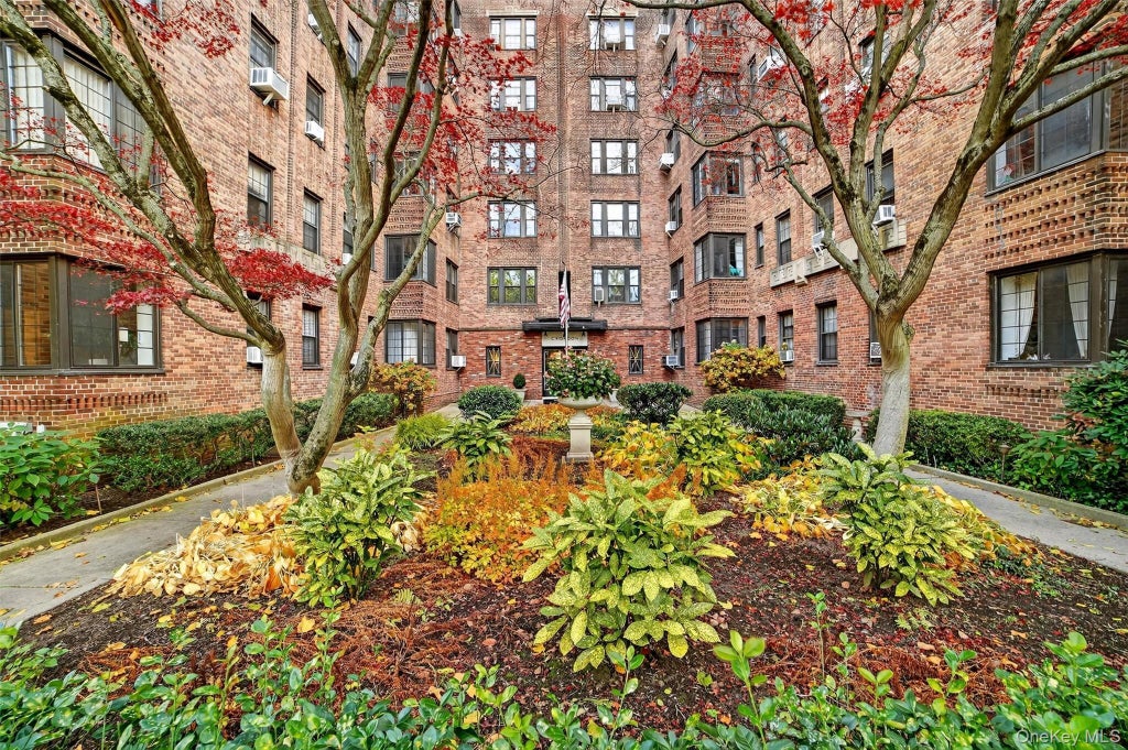 35 Parkview Avenue # 6k, Bronxville