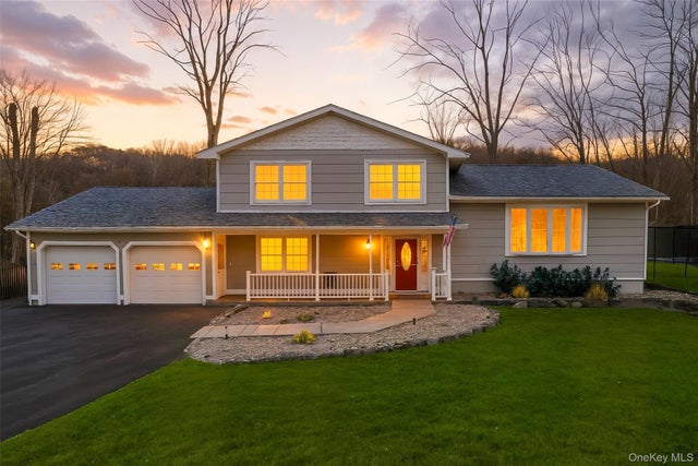 297 Church Road, Putnam Valley