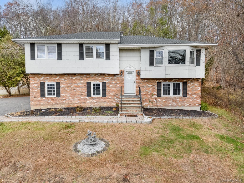 26 Astor Drive, Mahopac