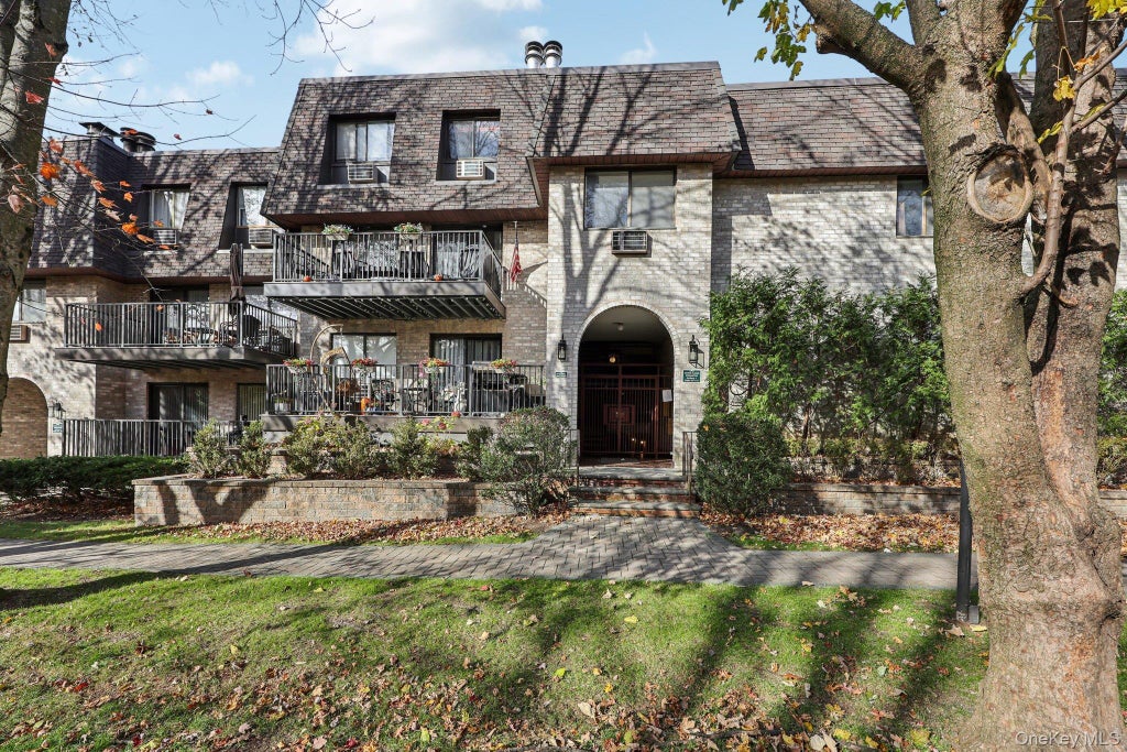 107 N Broadway # 113, White Plains