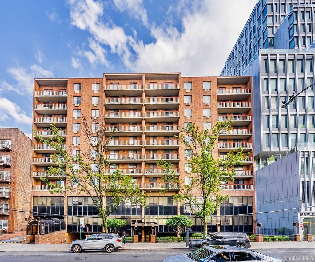 136-24 Maple Ave Avenue # 6f, Flushing