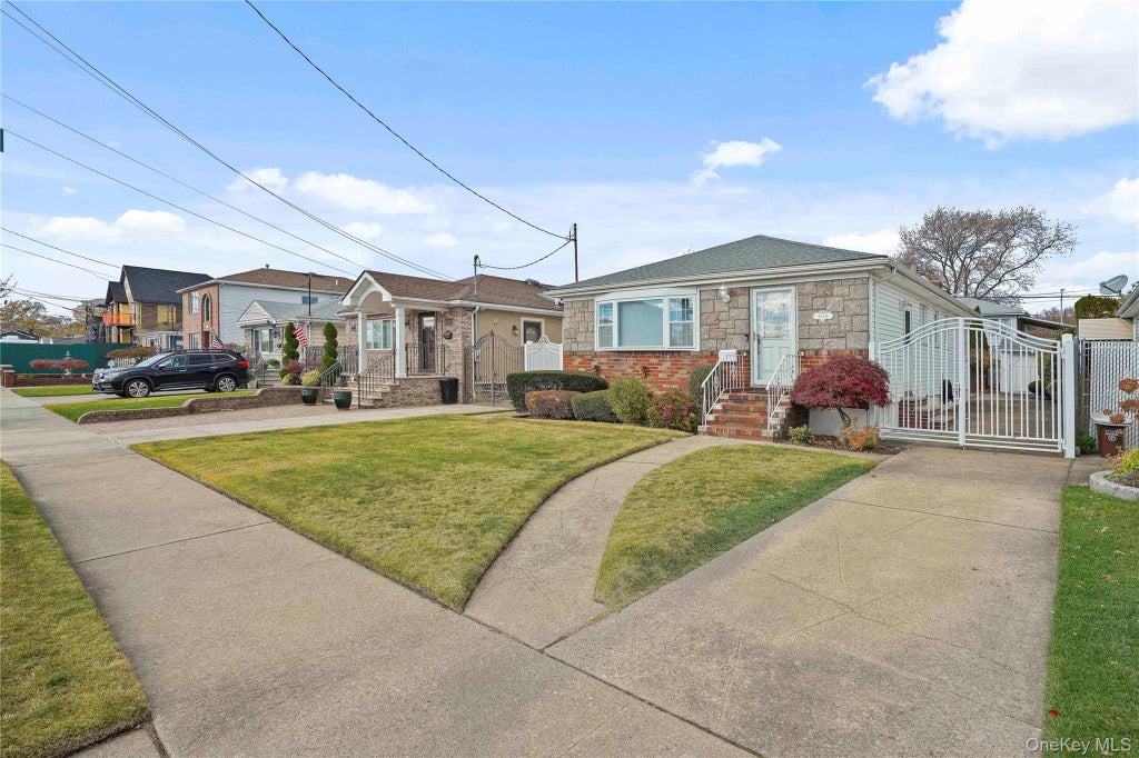 91-03 156th Avenue, Howard Beach