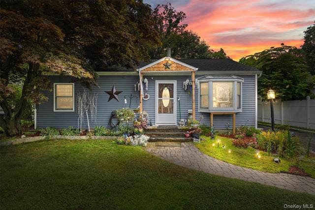 Photo of Listing #938176