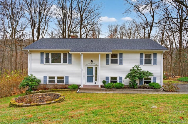 1159 Winding Court, Mohegan Lake