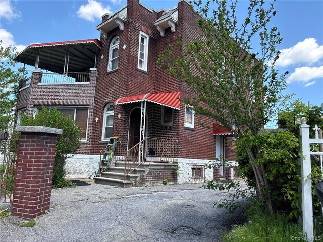 Photo of Listing #938742