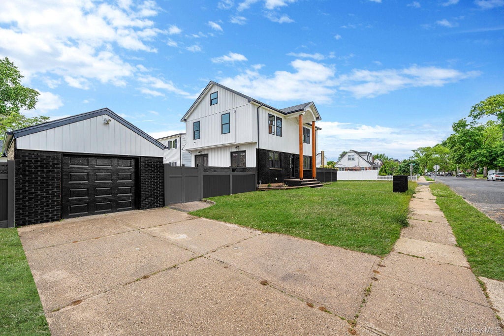 87 Sobro Avenue, Valley Stream