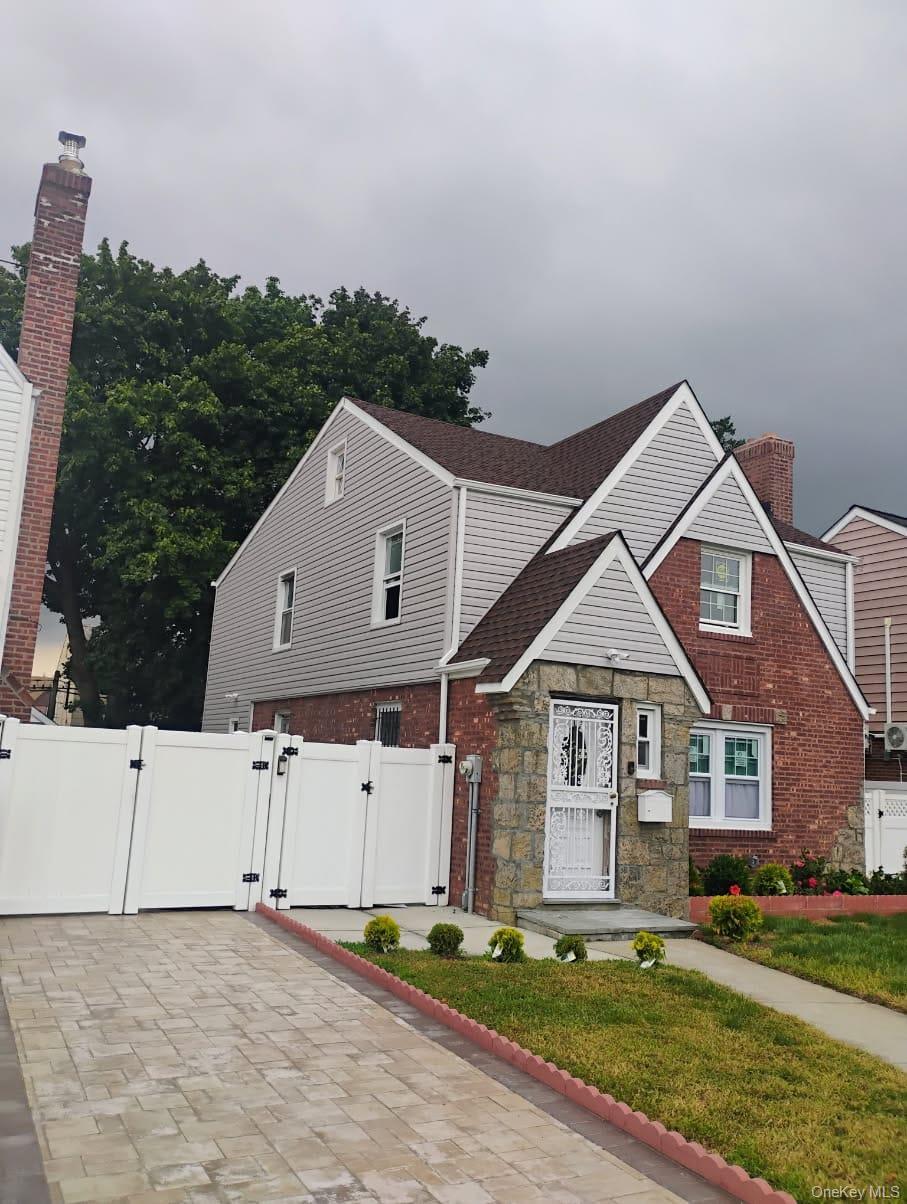 11546 220th Street, Cambria Heights