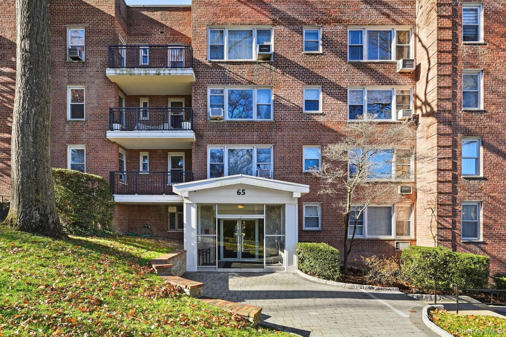 65 Durham Road # 3f, Bronxville