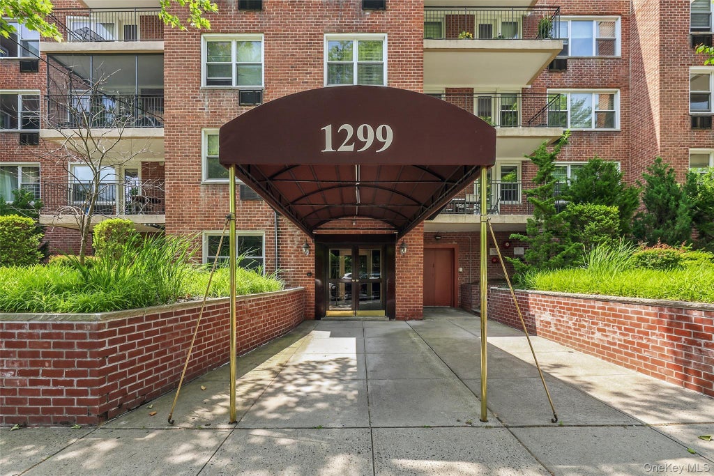 1299 Palmer Avenue # 225, Larchmont