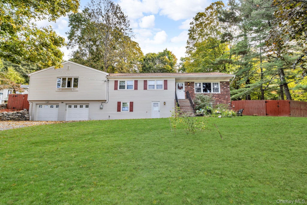 34 Steiner Drive, Mahopac