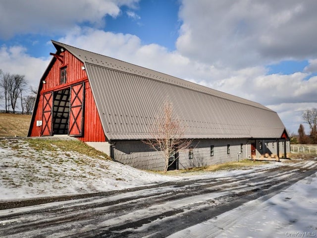 16 Almond Tree Lane, Warwick