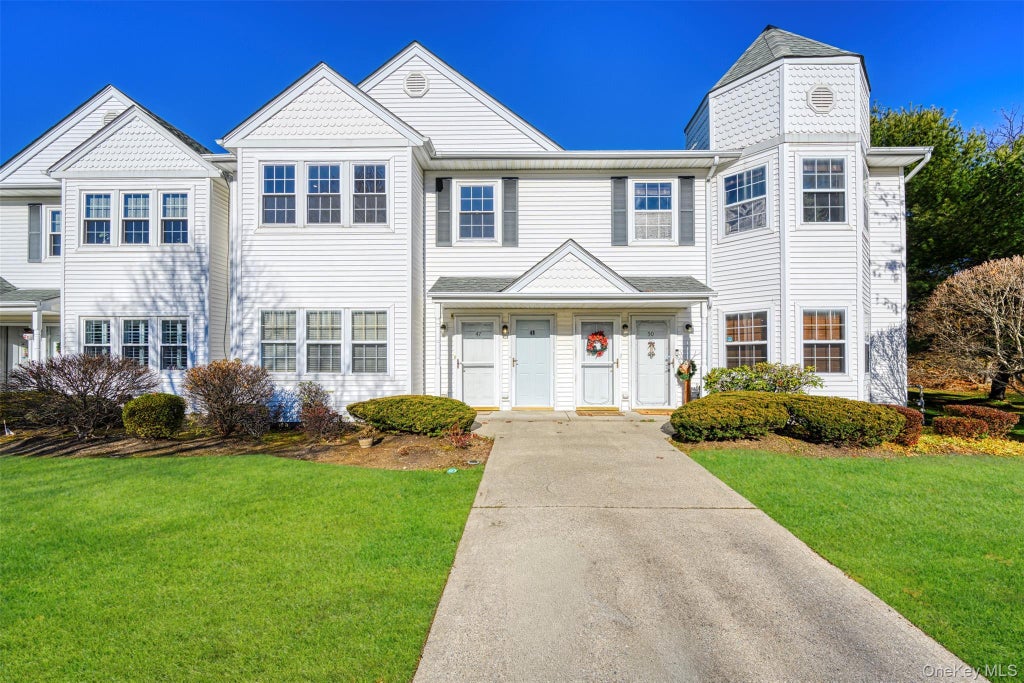 48 Victorian Lane, Medford