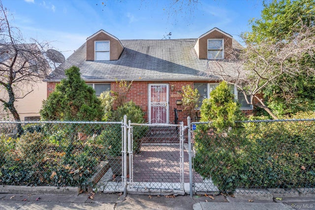 Photo of Listing #942097