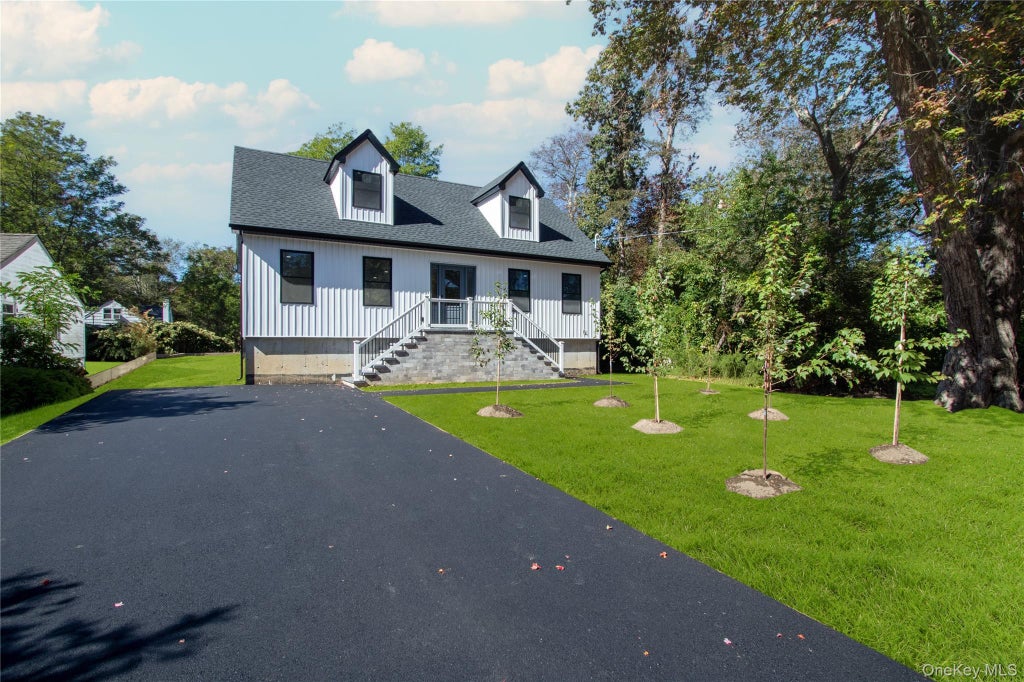 108 Mckinley Drive, Mastic Beach