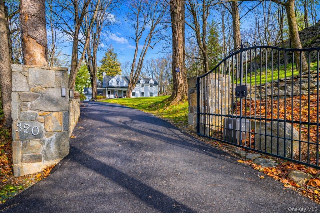 320 Illington Road, Ossining