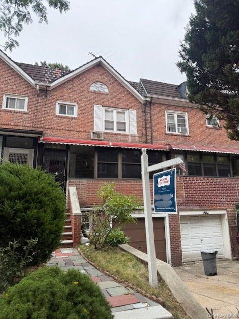 6111 Alderton Street, Rego Park