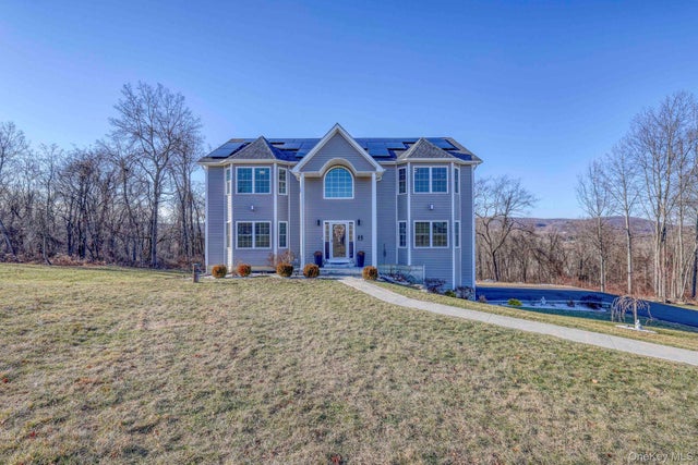 34 Meadow View Drive, Marlboro