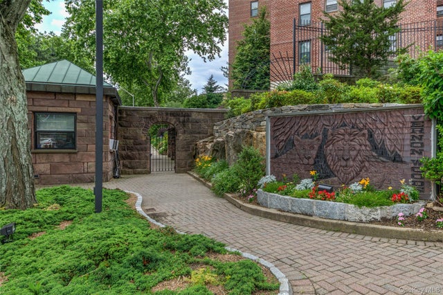 166 Pearsall Drive # 5e, Mount Vernon