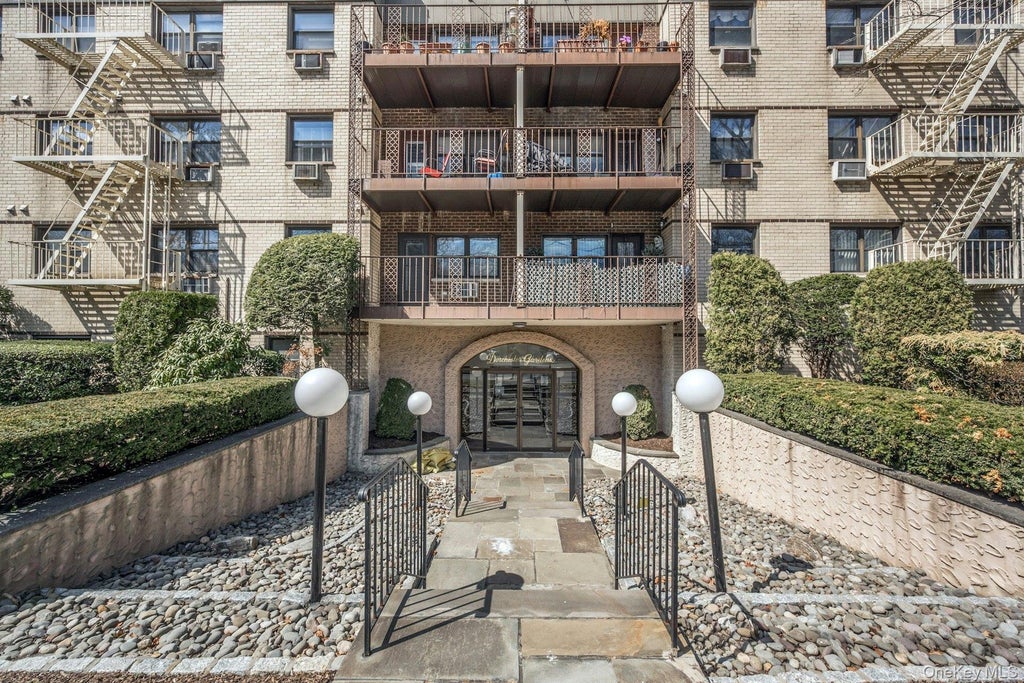 2261 Palmer Avenue # 2m, New Rochelle