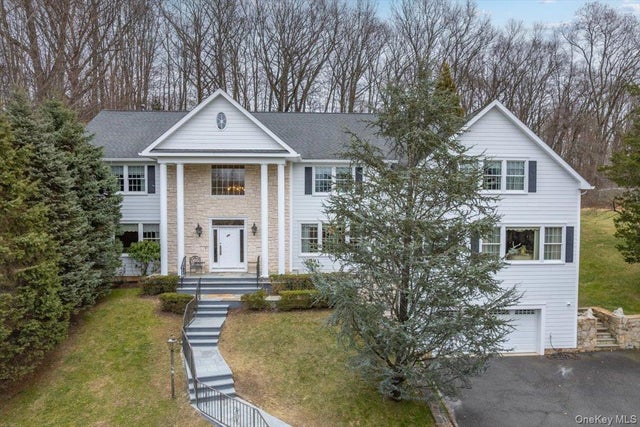 179 Sprain Road, Scarsdale