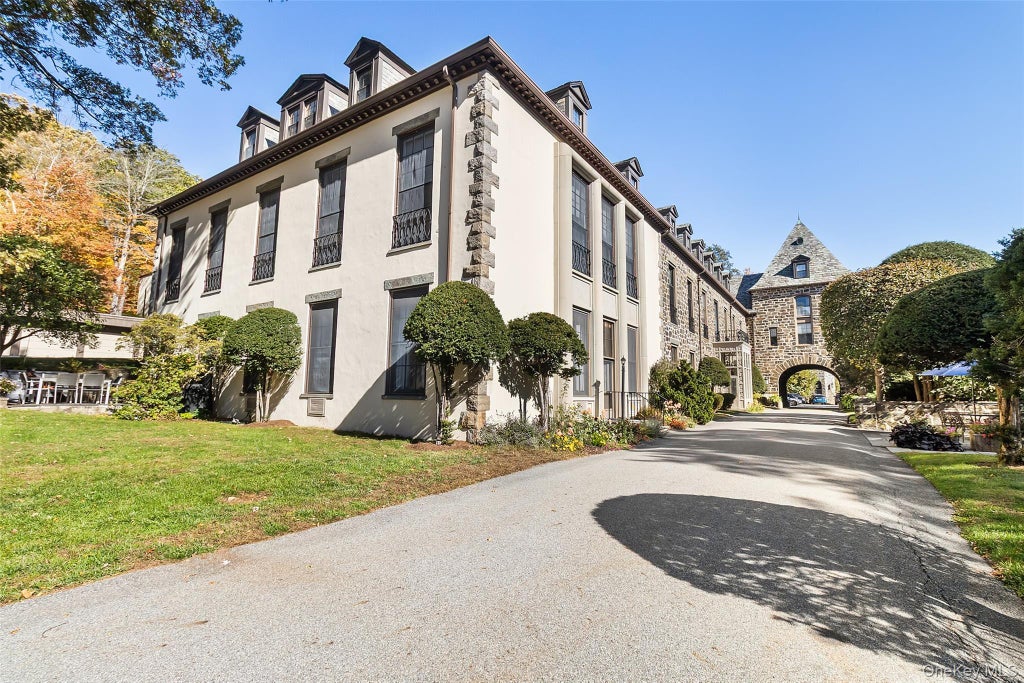 341 Furnace Dock Road # 1, Cortlandt Manor