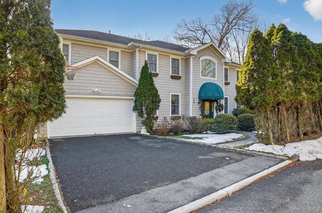 6 Rest Avenue, Ardsley