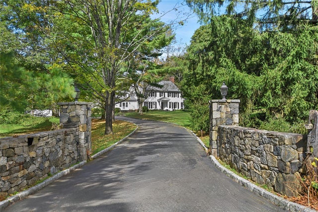 22 Long Meadow Road, Bedford