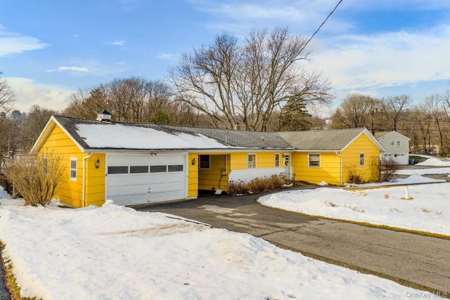 16 Overlook Drive, Newburgh