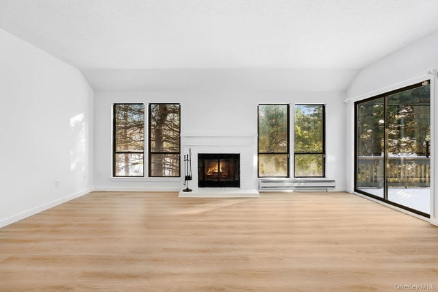 578 Heritage Hills # D, Somers