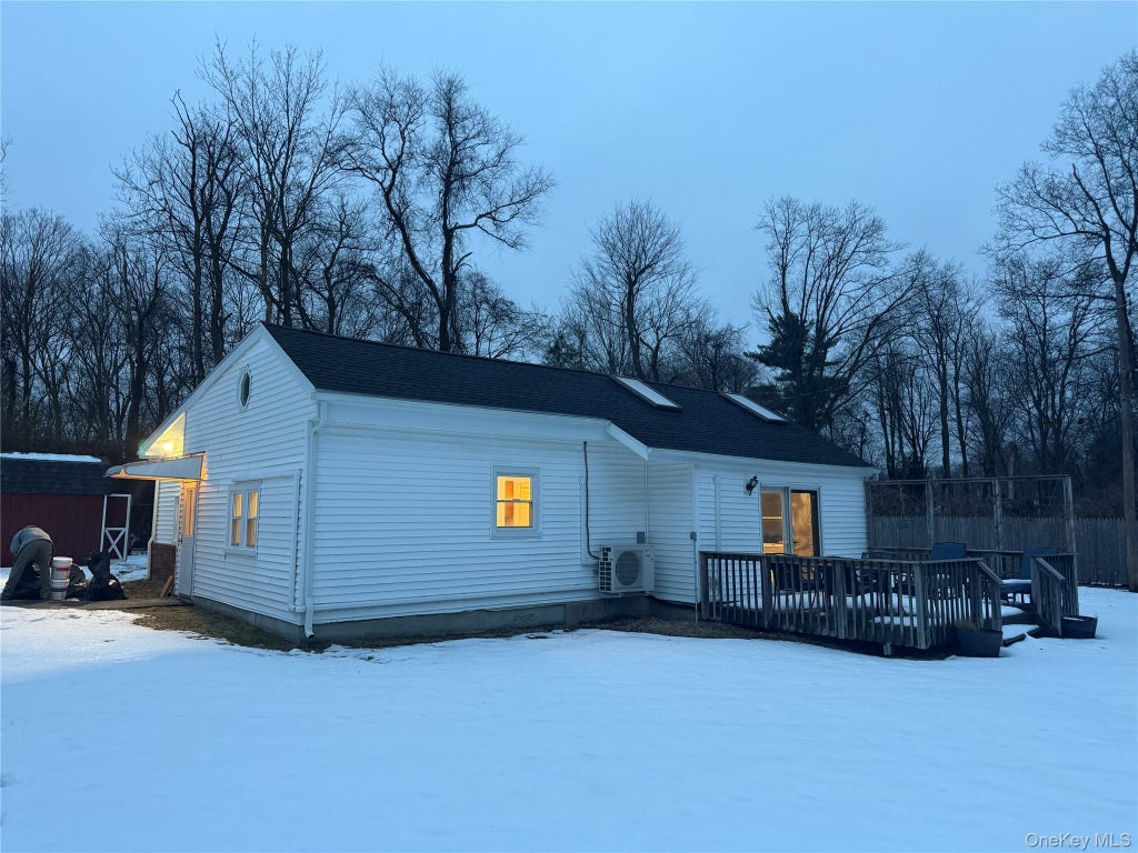 23 Lucille Road, Carmel