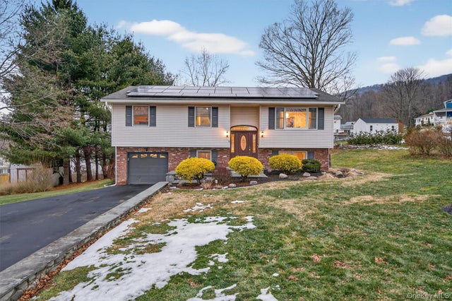 10 Hamilton Avenue, Highland Mills