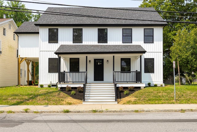 7441 S Broadway, Red Hook