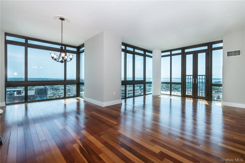 175 Huguenot Street # 1802, New Rochelle