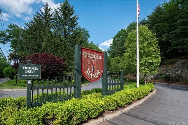 502 Kensington Way, Mount Kisco