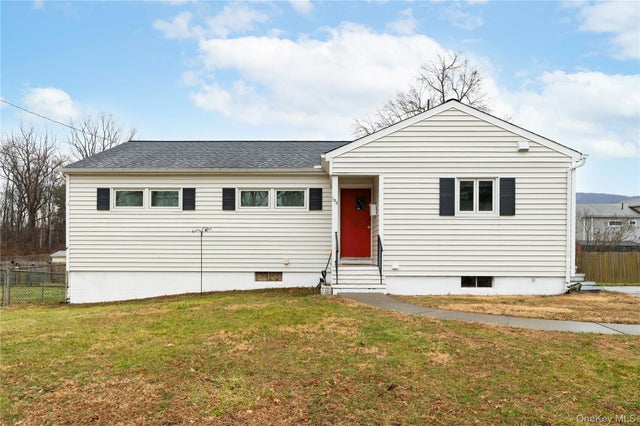 103 W Willow Street, Beacon