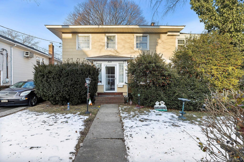 331 Tulip Avenue, Floral Park
