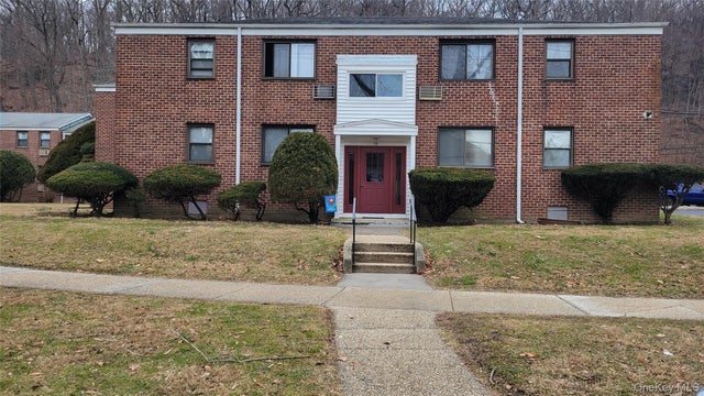 19 Lawrence Drive # A, White Plains