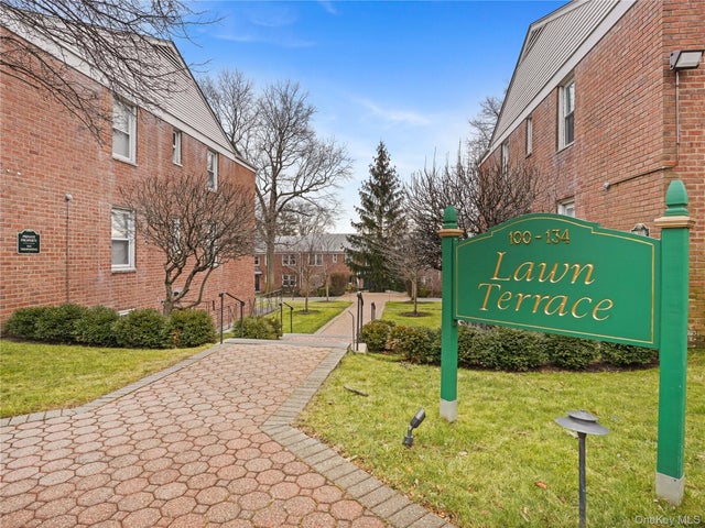 118 Lawn Terrace Terrace # #1e, Mamaroneck