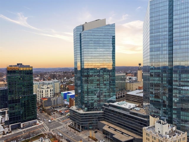 5 Renaissance Square # 16d, White Plains