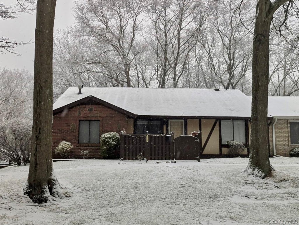 128 Sagamore Hills Drive, Port Jefferson Station