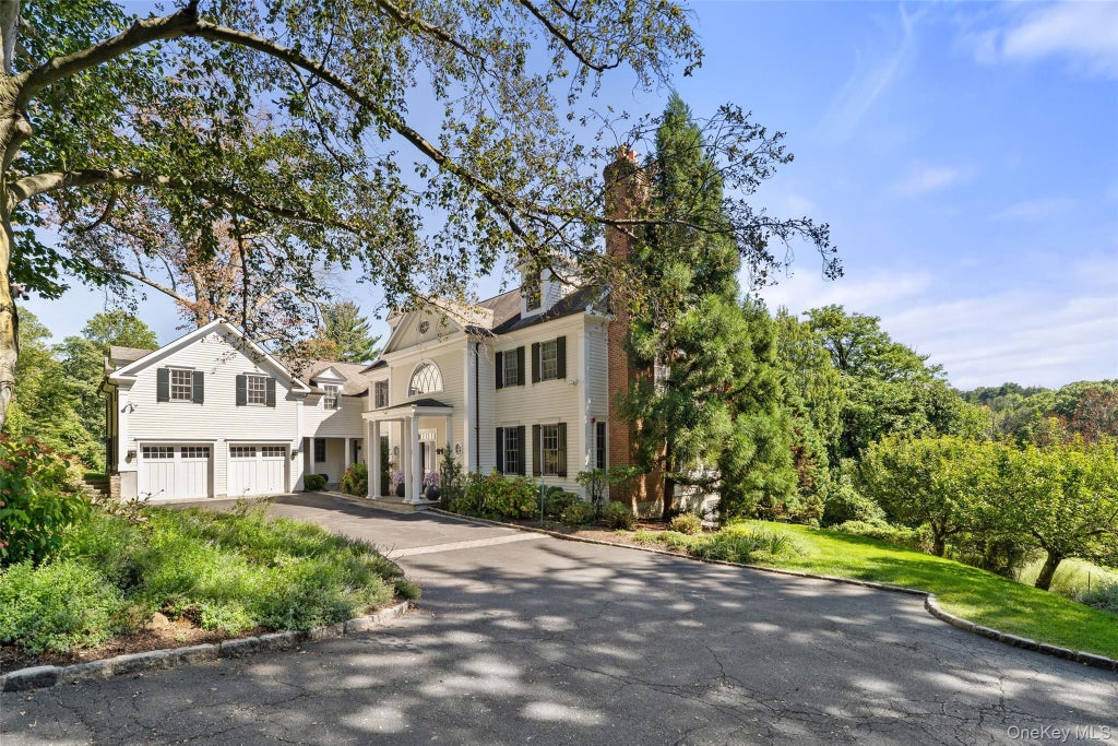 2 Belmont Drive, Irvington