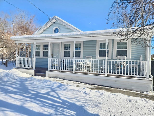 28 Putnam Drive, Carmel