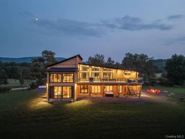 208 Mill Street, Windham