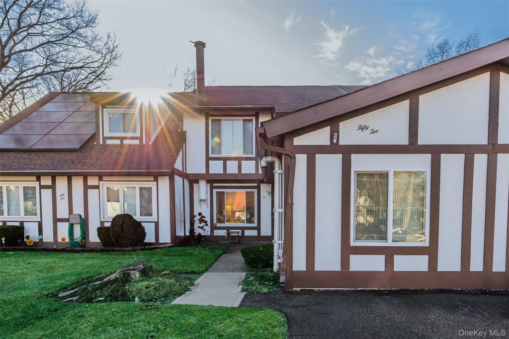 52 Briar Hill Court, Middle Island