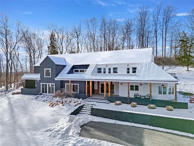 20 Waccabuc River Lane, South Salem