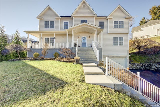 20 Tanyas Court, Monroe