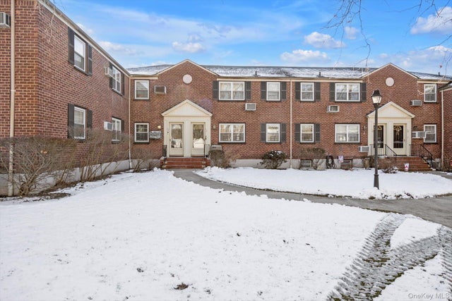 Photo of Listing #954782