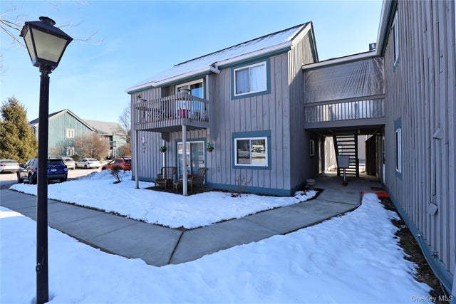 81 Sterling Street # 81, Beacon