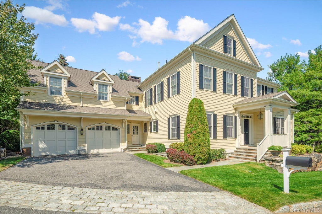 14 Cider Mill Circle, Armonk