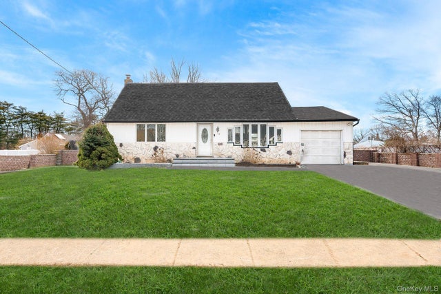 Photo of Listing #956345